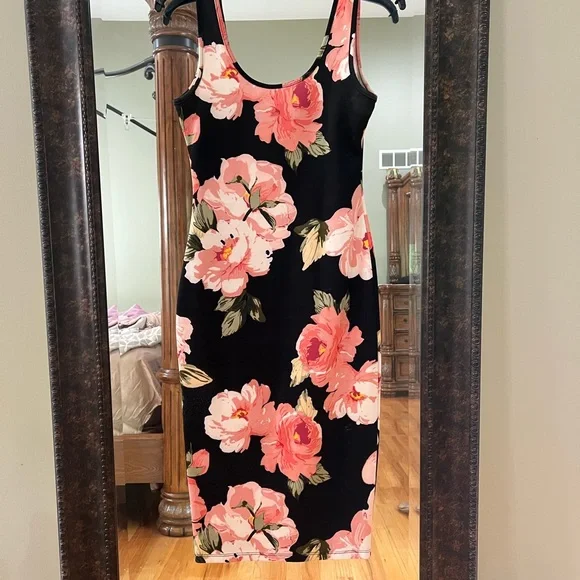 A'gaci Dresses | Agaci Midi Dress | Color: Black/Pink | Size: M | Adrianavk's Closet